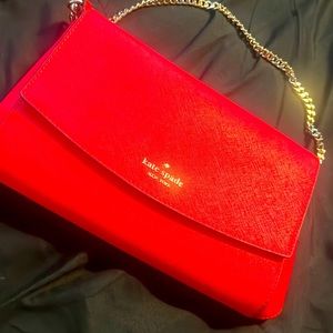 Kate Spade purse. Used one time. Good condition.